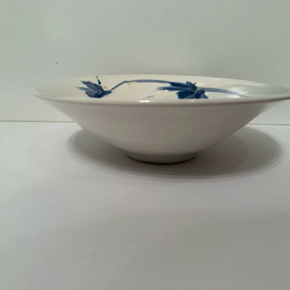 BOWL ASIAN STYLE TRANQUILITY FLORAL WHITE BLUE POTTERY SIGNED HANDMADE